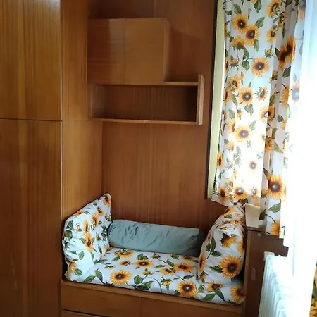 Maria Louisa Apartment *